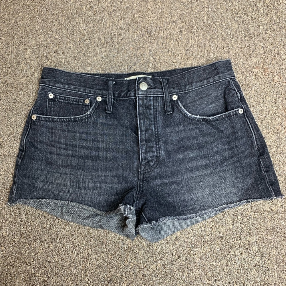 Madewell Relaxed Denim Shorts in Calverley Wash Size 27 Faded Black AJ243